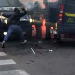 Report Extra. Il video esclusivo della guerriglia: ecco come hanno preparato l'assalto.