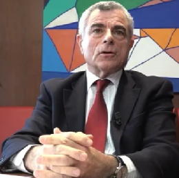 Report Extra. Moretti: «A Confindustria paghiamo troppo»