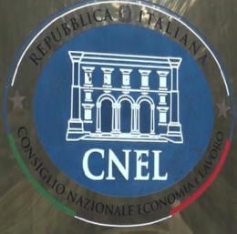 Report Extra. Cnel, attività ferme ma straordinari e premi di risultato a dipendenti e dirigenti.