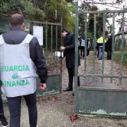 Report Extra. Verona al buio